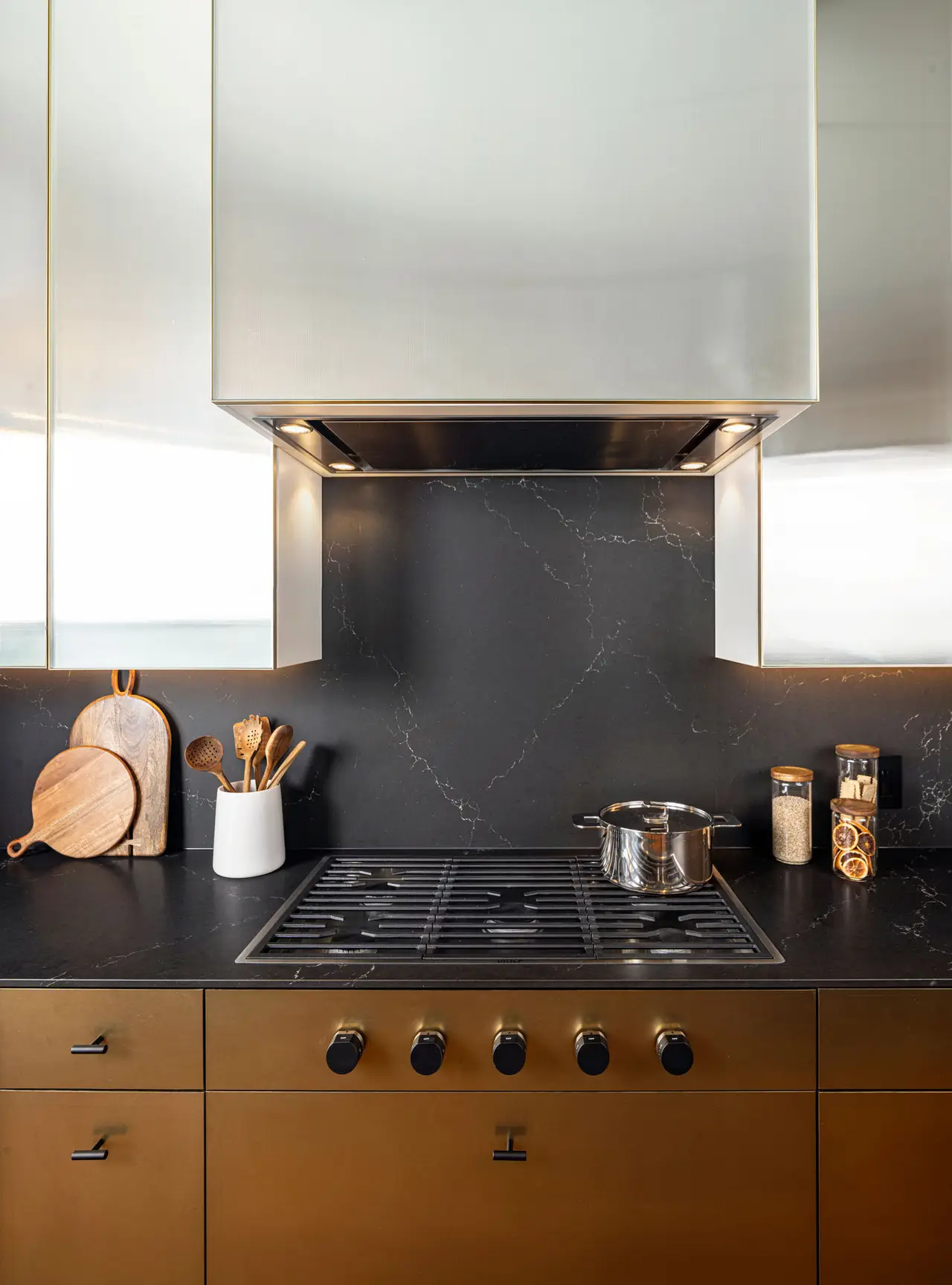 Charlestown™ Design Detail Slab Inspiration