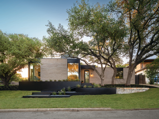 Rooted in Design: Modern Architecture with Welcoming Warm White Interiors